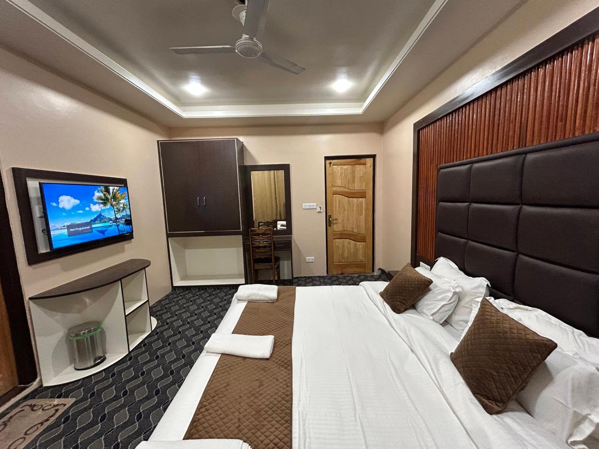 Hotel Fair Mount, Airport Road, Humhama Srinagar Camera foto